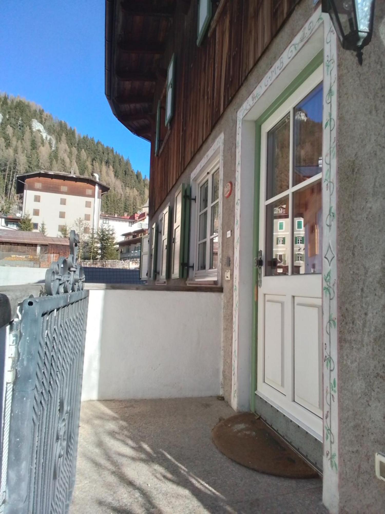 Apartments Cableway Canazei Exterior photo